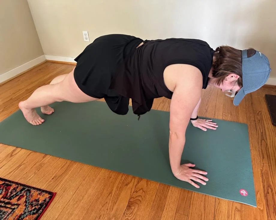 Simple 5-Minute Warm-Up for Beginner Home Workouts